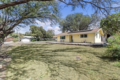 PRICED TO SELL!  Perfect starter home on a huge lot in Waikoloa on Waikoloa Village Golf Club in Hawaii - for sale on GolfHomes.com, golf home, golf lot