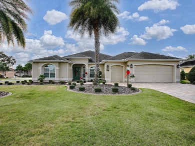 Welcome Home to this Natchez Premier, a masterpiece of elegance on The Links of Spruce Creek in Florida - for sale on GolfHomes.com, golf home, golf lot