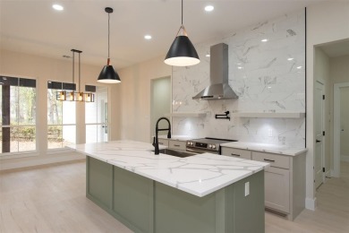 Rewrite using 1000 characters or less: Seller offering $5,000 in on Cedar Creek Country Club in Texas - for sale on GolfHomes.com, golf home, golf lot
