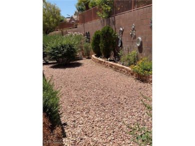 This cute 2 bedroom 2 both single story home located in the on Desert Willow Golf Course in Nevada - for sale on GolfHomes.com, golf home, golf lot