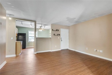 Top floor TLC special at Cross Creek!  Priced to move.  Large on Cross Creek Golf Course in Georgia - for sale on GolfHomes.com, golf home, golf lot