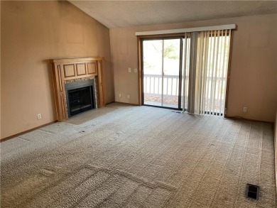 This perfect sized, two bedroom townhouse with Cathedral on Holiday Island Executive Golf Course in Arkansas - for sale on GolfHomes.com, golf home, golf lot