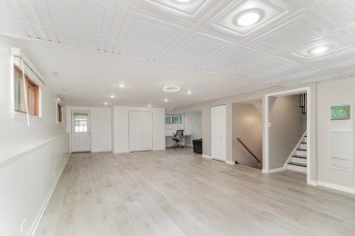 Beautifully updated 4-level split in Oak Meadows offering nearly on St. Andrews Golf and Country Club in Illinois - for sale on GolfHomes.com, golf home, golf lot