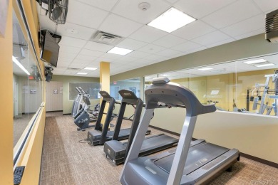 Beautifully updated 2-bedroom, 2-bath end unit located in the on Birchwood at Spring Lake in New York - for sale on GolfHomes.com, golf home, golf lot