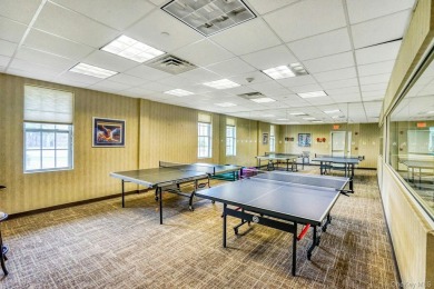 Beautifully updated 2-bedroom, 2-bath end unit located in the on Birchwood at Spring Lake in New York - for sale on GolfHomes.com, golf home, golf lot