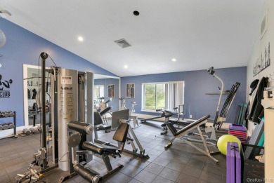 Beautifully updated 2-bedroom, 2-bath end unit located in the on Birchwood at Spring Lake in New York - for sale on GolfHomes.com, golf home, golf lot