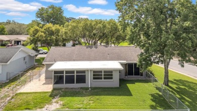 Welcome to 12401 Yorktown Lane, Bayonet Point, FL 34667. Step on Beacon Woods Golf Club in Florida - for sale on GolfHomes.com, golf home, golf lot