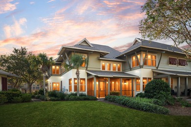 This beautifully renovated end-unit townhome, complete with a on Sandestin Golf and Beach Resort - Raven in Florida - for sale on GolfHomes.com, golf home, golf lot