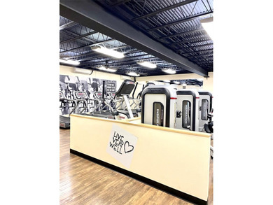 How could you not be excited about this NICELY Updated, FIRST on On Top Of The World Golf Course in Florida - for sale on GolfHomes.com, golf home, golf lot