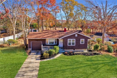 Welcome to 33 Fawn Ln West, a charming ranch-style home located on Heatherwood Golf Club in New York - for sale on GolfHomes.com, golf home, golf lot