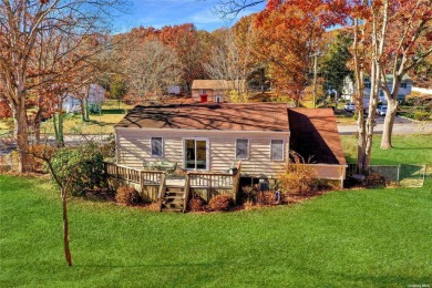 Welcome to 33 Fawn Ln West, a charming ranch-style home located on Heatherwood Golf Club in New York - for sale on GolfHomes.com, golf home, golf lot