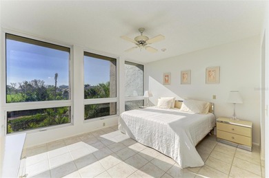 One or more photo(s) has been virtually staged. One or more on Links on Longboat Golf Club in Florida - for sale on GolfHomes.com, golf home, golf lot