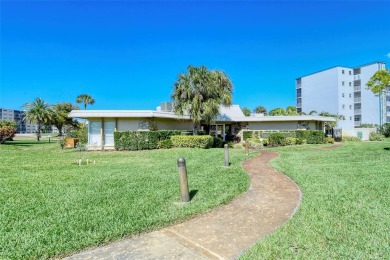 PRICE IMPROVEMENT, decreased $10,000! Convenience is what you on Pinebrook/Ironwood Golf Course in Florida - for sale on GolfHomes.com, golf home, golf lot