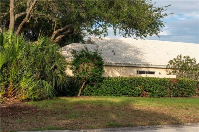 Welcome to this spacious and beautifully maintained 2 bedroom, 2 on University Park Country Club in Florida - for sale on GolfHomes.com, golf home, golf lot