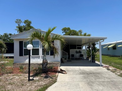 This 2-bedroom, 1-bathroom gem offers an incredible value and is on Crystal Lake Club in Florida - for sale on GolfHomes.com, golf home, golf lot