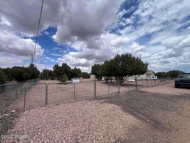 Beautiful well cared for home in White Mountain Lakes. Home come on Silver Creek Golf Club in Arizona - for sale on GolfHomes.com, golf home, golf lot