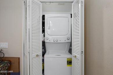 Welcome to the largest single story ground unit, w/ split floor on London Bridge Golf Course in Arizona - for sale on GolfHomes.com, golf home, golf lot