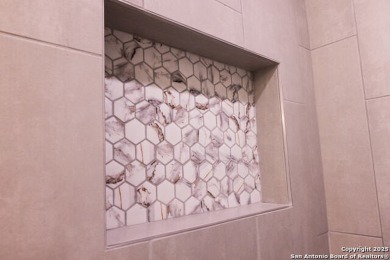 Stunning 3-bedroom home in highly sought after Riverhill on Riverhill Country Club in Texas - for sale on GolfHomes.com, golf home, golf lot