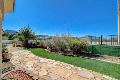Hard-to-find gem! This 2 Bedroom + DEN, 2 Bath, 2 CAR on Highland Falls Golf Club in Nevada - for sale on GolfHomes.com, golf home, golf lot