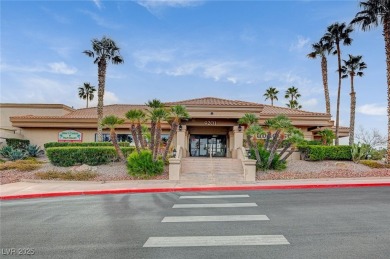 Hard-to-find gem! This 2 Bedroom + DEN, 2 Bath, 2 CAR on Highland Falls Golf Club in Nevada - for sale on GolfHomes.com, golf home, golf lot