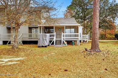 #18 Cardinal Golf Course, in the beautiful city of Diamondhead on Diamondhead Country Club in Mississippi - for sale on GolfHomes.com, golf home, golf lot