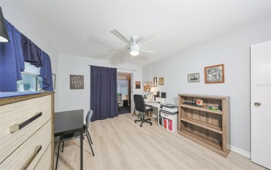Welcome home to this lovely 2 bedroom/2 bath Condo in Kings on Kings Point Executive Golf Course in Florida - for sale on GolfHomes.com, golf home, golf lot