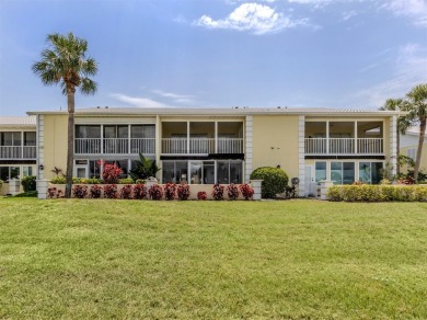 Light and bright ground floor two-bedroom, two-bath home enjoys on Plantation Golf and Country Club in Florida - for sale on GolfHomes.com, golf home, golf lot