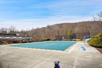 Live the Heritage Hills lifestyle in this beautiful Armonk model on Somers Pointe Golf Club - West Hill in New York - for sale on GolfHomes.com, golf home, golf lot