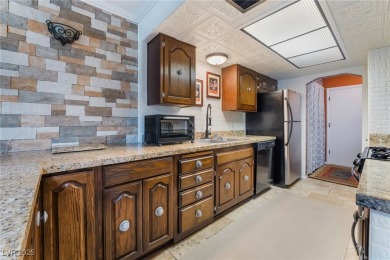 Stunning Golf Course Townhome in Las Vegas Country Club* on Las Vegas Country Club in Nevada - for sale on GolfHomes.com, golf home, golf lot