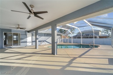 Priced well below comparable homes, This charming single-level on Palmetto-Pine Country Club in Florida - for sale on GolfHomes.com, golf home, golf lot