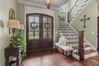 Five bedrooms, 4 baths, spacious living room, open kitchen and on Canebrake Golf Club in Alabama - for sale on GolfHomes.com, golf home, golf lot