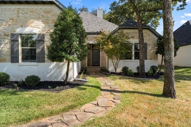 Updated home in prestigous Pinnacle Golf Club, Cedar Creek Lake! on Pinnacle Golf and Boat Club in Texas - for sale on GolfHomes.com, golf home, golf lot