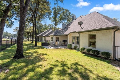 Updated home in prestigous Pinnacle Golf Club, Cedar Creek Lake! on Pinnacle Golf and Boat Club in Texas - for sale on GolfHomes.com, golf home, golf lot