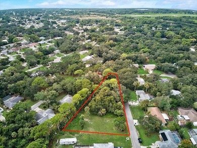 Under contract-accepting backup offers. total land 23,783 SqFt on Jacaranda West Country Club in Florida - for sale on GolfHomes.com, golf home, golf lot