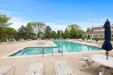 Beautifully updated 2-bedroom, 2.5-bath ranch townhome located on Carillon Lakes 3 Hole Course in Illinois - for sale on GolfHomes.com, golf home, golf lot
