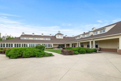 Beautifully updated 2-bedroom, 2.5-bath ranch townhome located on Carillon Lakes 3 Hole Course in Illinois - for sale on GolfHomes.com, golf home, golf lot
