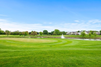 Beautifully updated 2-bedroom, 2.5-bath ranch townhome located on Carillon Lakes 3 Hole Course in Illinois - for sale on GolfHomes.com, golf home, golf lot