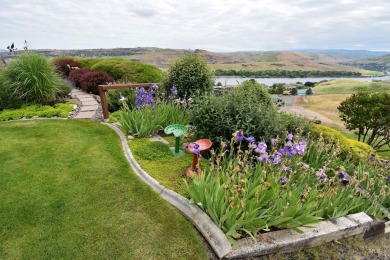 Welcome to your dream home! Nestled amidst lush landscaping and on Quail Ridge Golf Course in Washington - for sale on GolfHomes.com, golf home, golf lot