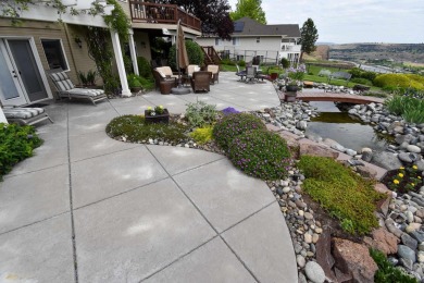 Welcome to your dream home! Nestled amidst lush landscaping and on Quail Ridge Golf Course in Washington - for sale on GolfHomes.com, golf home, golf lot