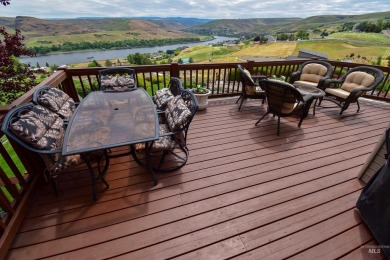 Welcome to your dream home! Nestled amidst lush landscaping and on Quail Ridge Golf Course in Washington - for sale on GolfHomes.com, golf home, golf lot