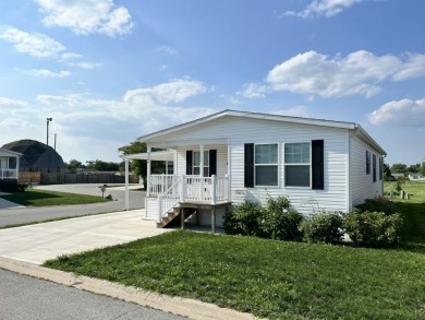 This 2022, 1,512 Sq. Ft. Clayton Built Home is beautifully on Golf Vista Estates Golf Course in Illinois - for sale on GolfHomes.com, golf home, golf lot