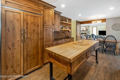 RESORT LIVING AT ITS FINEST! Immaculate Lake Harmony home offers on Split Rock Resort and Country Club in Pennsylvania - for sale on GolfHomes.com, golf home, golf lot