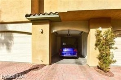 Move-in-ready freshly painted condo in guard-gated North on TPC at Summerlin in Nevada - for sale on GolfHomes.com, golf home, golf lot