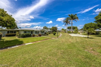 This villa is over 1900sf - Absolutely stunning. 2 oversized on Whiskey Creek Country Club in Florida - for sale on GolfHomes.com, golf home, golf lot