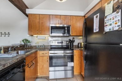 TURN-KEY, INCOME PRODUCING, and 10/10 LOCATION--this fully on The Oaks Golf Course in Missouri - for sale on GolfHomes.com, golf home, golf lot