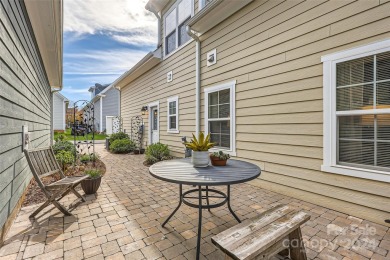 Welcome to your adorable home offering so much charm! This on Westport Golf Club in North Carolina - for sale on GolfHomes.com, golf home, golf lot