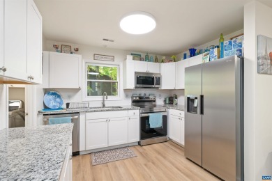 Immaculate, light-filled modern ranch, fully remodeled last year on Lake Monticello Golf Course in Virginia - for sale on GolfHomes.com, golf home, golf lot