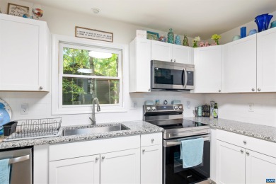Immaculate, light-filled modern ranch, fully remodeled last year on Lake Monticello Golf Course in Virginia - for sale on GolfHomes.com, golf home, golf lot