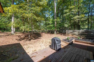 Immaculate, light-filled modern ranch, fully remodeled last year on Lake Monticello Golf Course in Virginia - for sale on GolfHomes.com, golf home, golf lot