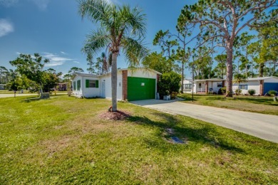 Great 2/2 split floor plan home located on a corner lot in Pine on Pine Lakes Country Club in Florida - for sale on GolfHomes.com, golf home, golf lot